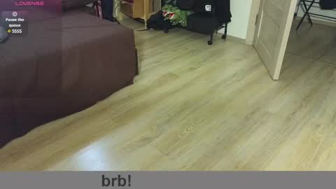 Snapshot of space_x_roxy chatting on 02.26.25 Roxy online show from 02.26.25