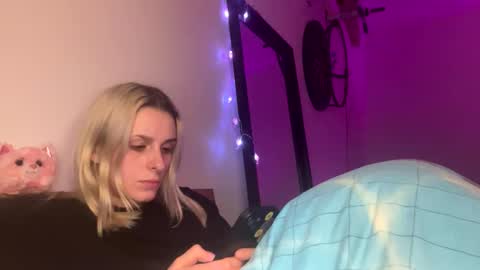 Spacegirl online show from 12.28.24