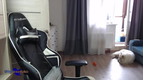 Snapshot of spaisenok chatting on 03.10.25 Mike online show from 03.10.25