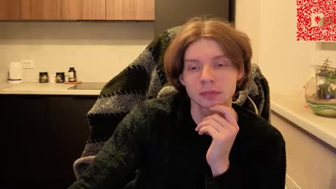 Snapshot of spaisenok chatting on 01.11.26 Mike online show from 01.11.26