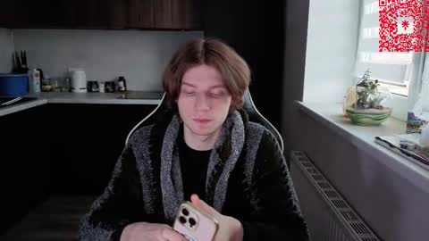 Snapshot of spaisenok chatting on 01.12.26 Mike online show from 01.12.26