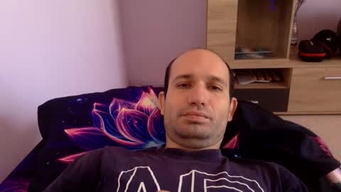 Snaiky online show from 12.16.25