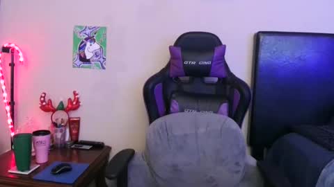 Snapshot of sparkle_pinuppp chatting on 12.06.24 Tip 1 token Follow me on instagram Sparkle pinuppp online show from 12.06.24