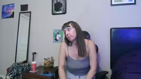 Snapshot of sparkle_pinuppp chatting on 10.20.25 Tip 1 token Follow me on instagram Sparkle pinuppp online show from 10.20.25