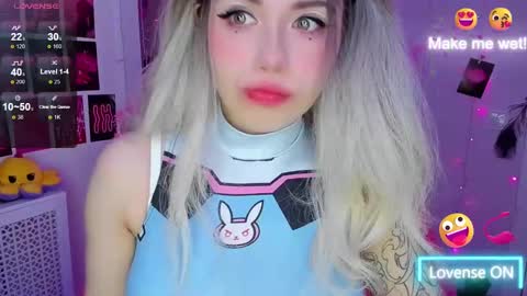  SparkleMona  online show from 02.16.25