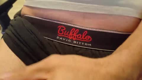 Snapshot of sparklenuts17 chatting on 09.09.25 sparklenuts17 online show from 09.09.25