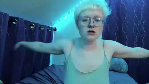 Atticus Pendragon online show from 09.25.25