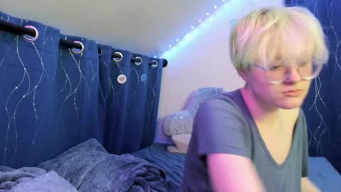 Snapshot of sparkling_water_hate_club chatting on 02.15.26 Atticus Pendragon online show from 02.15.26