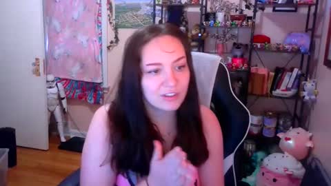 Snapshot of spawnofademon chatting on 12.05.25 spawnofademon online show from 12.05.25