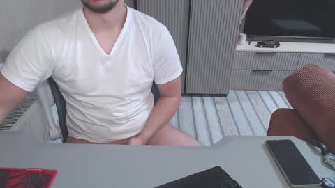 Art online show from 01.12.25