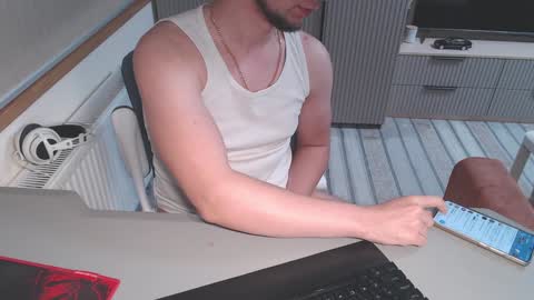 Art online show from 01.23.25