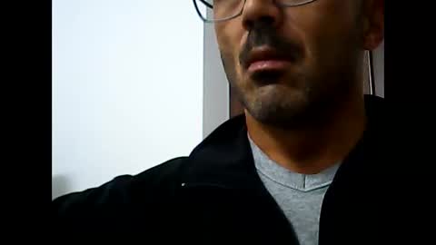 Snapshot of speed0800 chatting on 10.26.25 Speed online show from 10.26.25