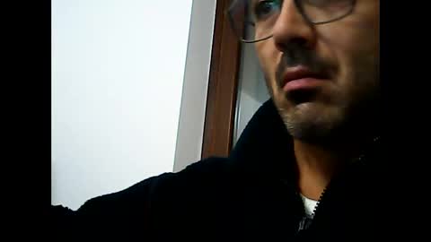 Snapshot of speed0800 chatting on 11.30.25 Speed online show from 11.30.25