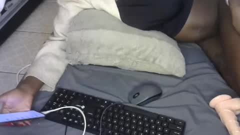 Snapshot of spence_pric chatting on 04.15.26 spence_pric online show from 04.15.26