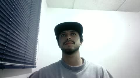 sperm_donor94 online show from 10.06.25