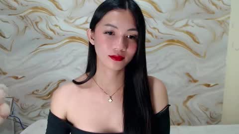 Snapshot of spicefuckinggirl98 chatting on 11.24.25 Leah online show from 11.24.25