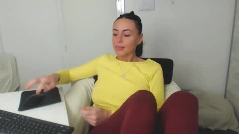 Carla online show from 02.17.25