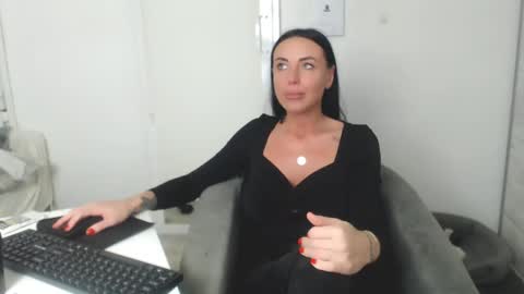 Carla online show from 02.28.25