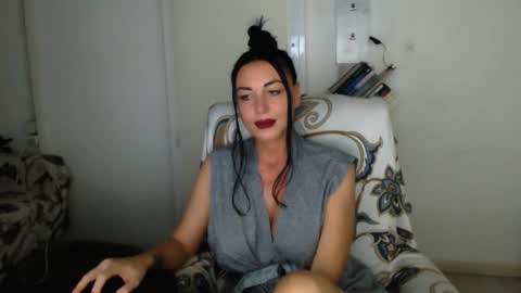 Carla online show from 09.10.25