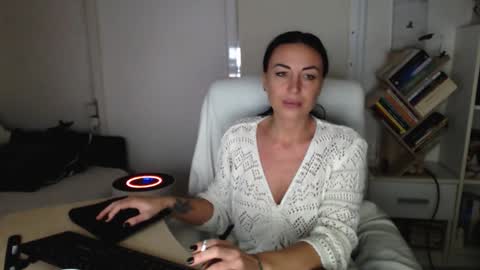 Carla online show from 10.06.25