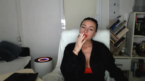 Carla online show from 10.12.25