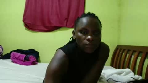 Snapshot of spicy_bella69 chatting on 05.16.26 spicy_bella69 online show from 05.16.26