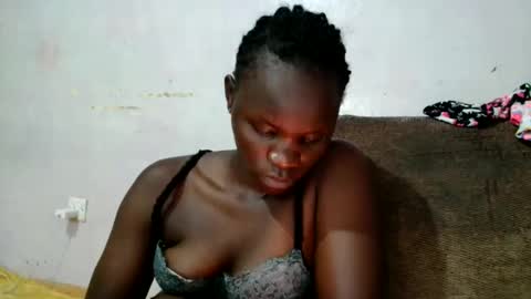 Snapshot of spicy_bella69 chatting on 05.20.26 spicy_bella69 online show from 05.20.26