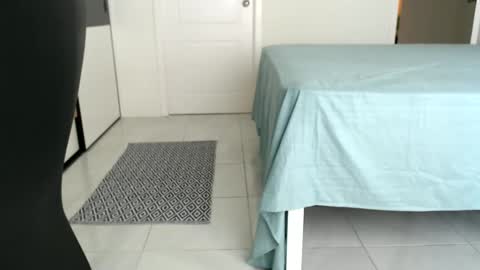 SPICYCHOCSTRAW online show from 02.03.26