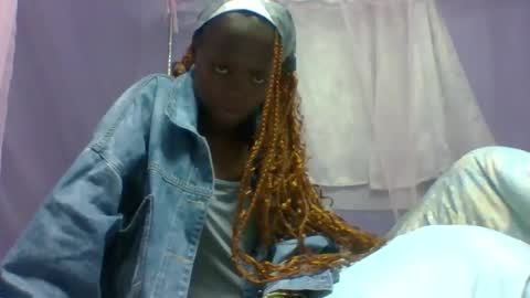 Snapshot of spicyit2 chatting on 10.23.25 Ebony Spicy online show from 10.23.25