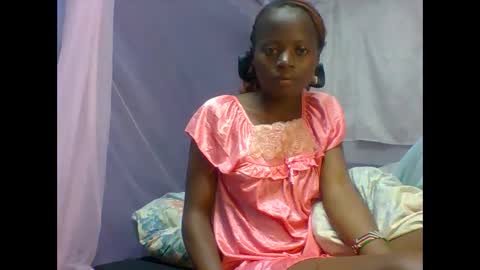 Snapshot of spicyit2 chatting on 10.28.25 Ebony Spicy online show from 10.28.25