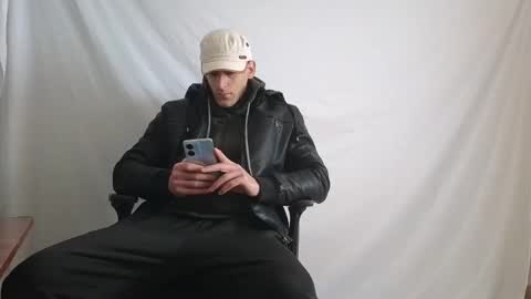 Snapshot of spider_0090 chatting on 01.13.26 Marco. When Im offline you can view premium content in bio online show from 01.13.26