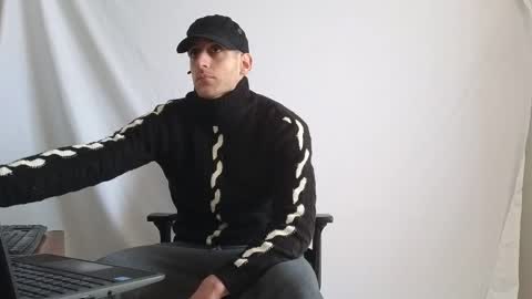 Snapshot of spider_0090 chatting on 02.16.26 Marco. When Im offline you can view premium content in bio online show from 02.16.26