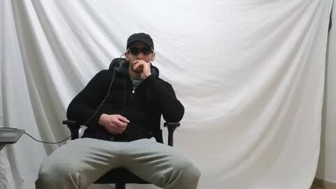 Snapshot of spider_0090 chatting on 02.20.26 Marco. When Im offline you can view premium content in bio online show from 02.20.26