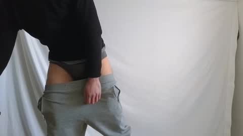 Snapshot of spider_0090 chatting on 03.19.26 Marco. When Im offline you can view premium content in bio online show from 03.19.26