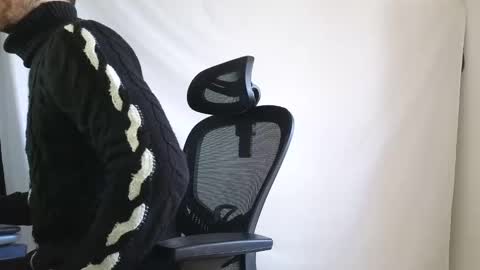 Snapshot of spider_0090 chatting on 03.27.26 Marco. When Im offline you can view premium content in bio online show from 03.27.26