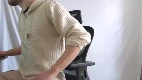 Snapshot of spider_0090 chatting on 04.13.26 Marco. When Im offline you can view premium content in bio online show from 04.13.26
