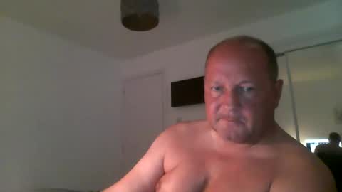 Snapshot of spidey1051a chatting on 05.05.26 spidey1051a online show from 05.05.26
