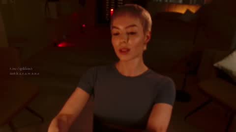 Snapshot of spiklencii chatting on 11.15.25 Elizabeth online show from 11.15.25