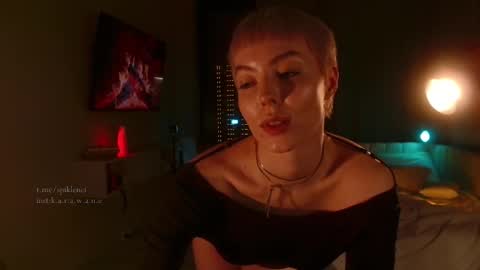 Snapshot of spiklencii chatting on 11.27.25 Elizabeth online show from 11.27.25