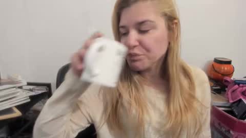 FREE ONLY FANSy online show from 04.30.26