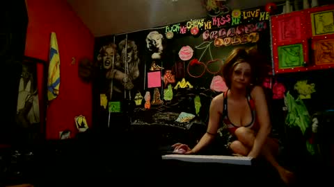 Snapshot of splashh_queen420 chatting on 07.30.26 Daddy His Splash Queen online show from 07.30.26