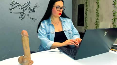 Lilith online show from 01.18.26