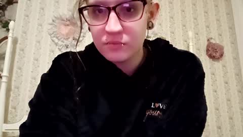 Snapshot of spoiledprincess4 chatting on 01.29.25 spoiledprincess4 online show from 01.29.25