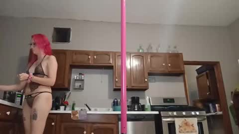 Snapshot of spoiledprincess4 chatting on 09.11.25 spoiledprincess4 online show from 09.11.25