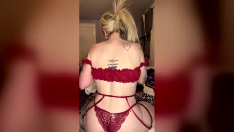 Snapshot of sporegeous chatting on 02.23.26 sporegeous online show from 02.23.26