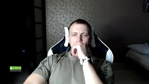 Snapshot of sportalexman chatting on 12.17.25 Alex online show from 12.17.25