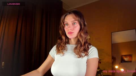 Snapshot of spring_forestx chatting on 01.03.25 Lilly online Monday - Friday ask time in pm online show from 01.03.25