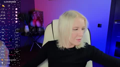 Snapshot of springajara chatting on 09.17.25 Vetta online show from 09.17.25