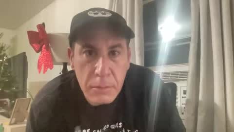 spun4feet online show from 12.15.25