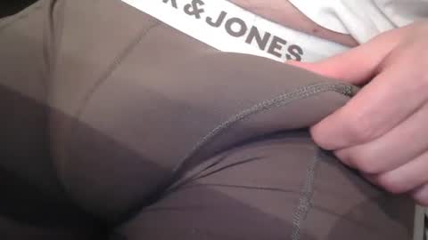 Snapshot of spynet81 chatting on 03.11.25 spynet81 online show from 03.11.25